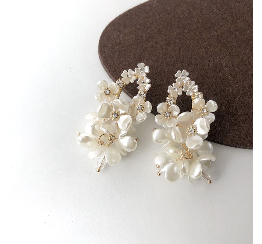 Faux Floral Fringed Alloy Earring Pearl