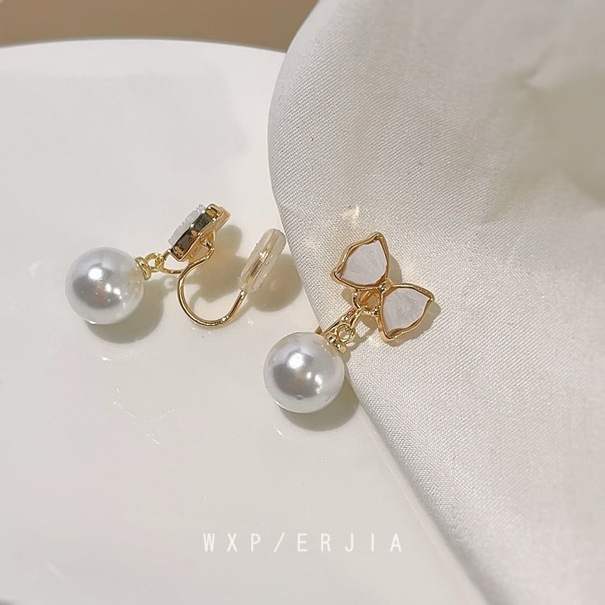 Faux Cuff Earring Bow Pearl Drop