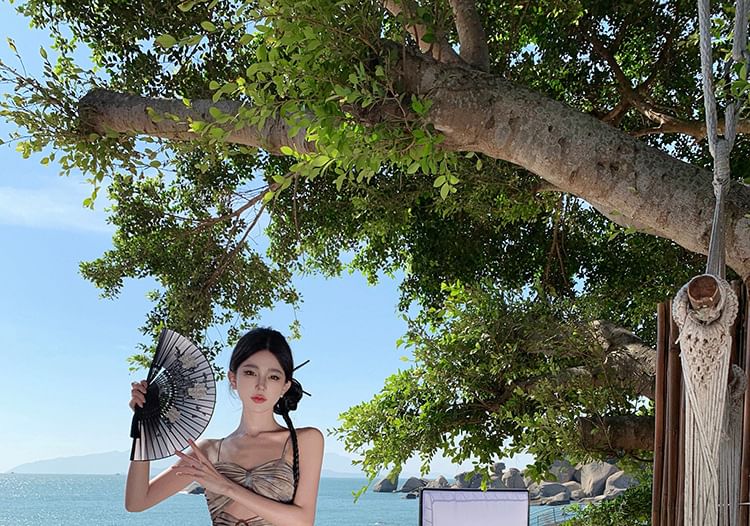 Dye + A-Line Waist Camisole Crop Tie Top Skirt Set: High Maxi