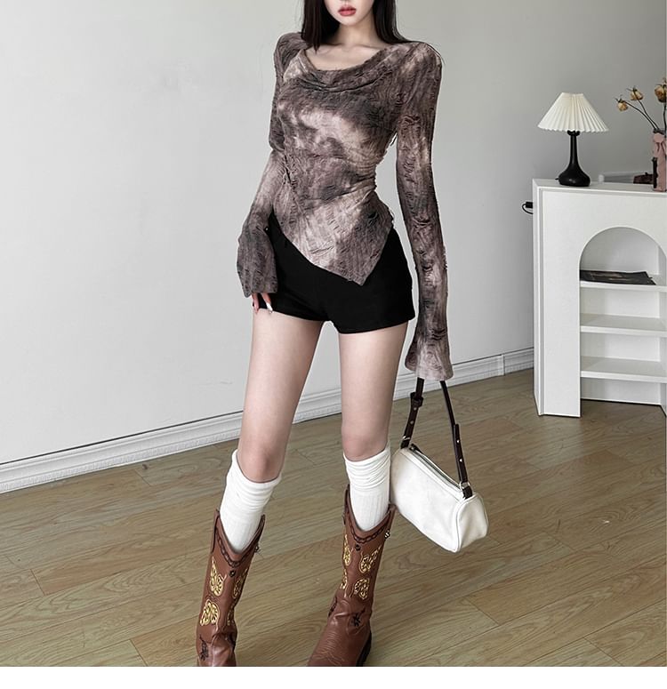 Tee Hem V-Neck Distressed Long Sleeve