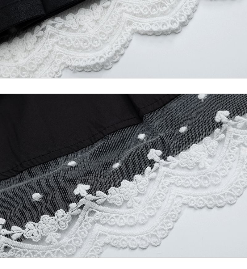 Two-Tone Buckled Pleated Lace Trim Mini A-Line Skirt with High Waist