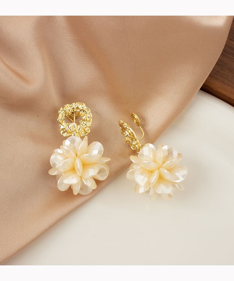 Dangle Floral Earring