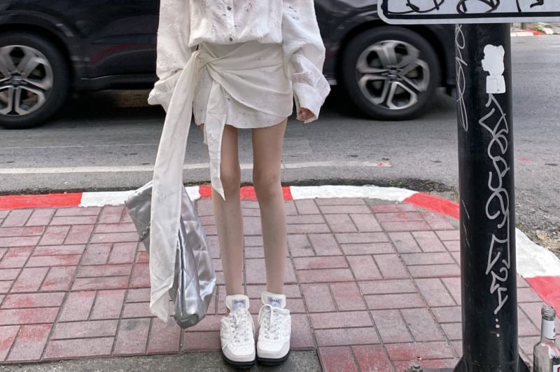 Mini Button-Up Dress Embroidered Floral Puff-Sleeve Tie-Side A-Line