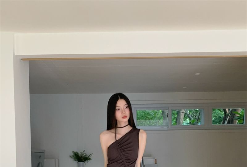 Asymmetric One-Shoulder Ruched Panel Maxi A-Line Dress
