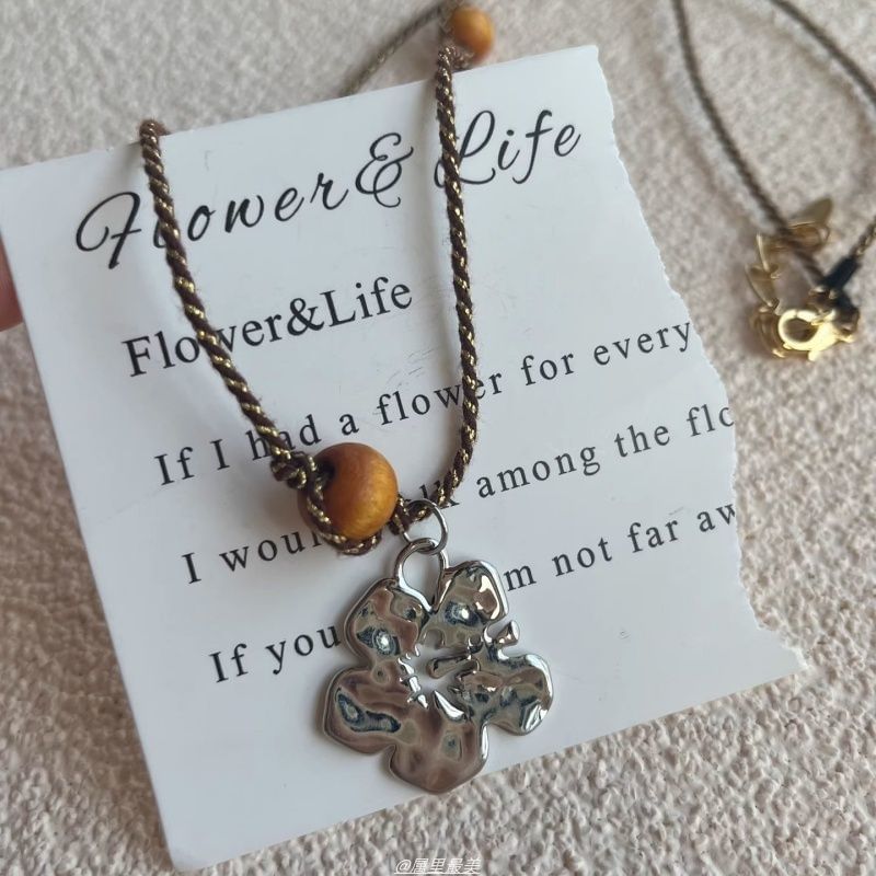 Necklace Pendant Floral Gemstone Faux Cord