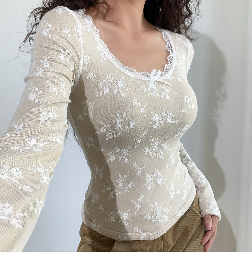 U-Neck Lace Long-Sleeve Tee