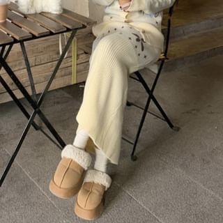 Collared Frog Buttoned Cardigan / Knit Maxi Skirt