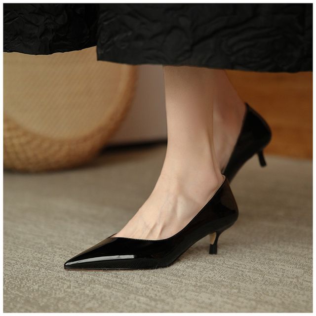 Pumps Patent Heel Pointed Kitten