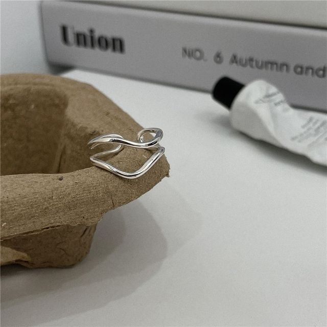 / Layered Geometric Wavy Open Alloy Ring