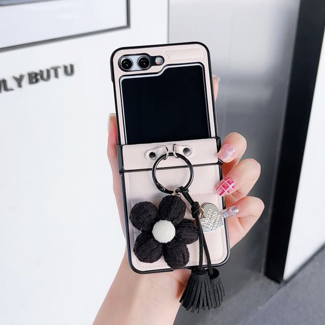 Plain Mobile Phone Case With Chenille Flower Pendant