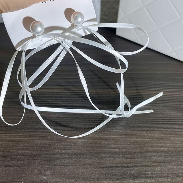 Pearl Bow Earring Faux