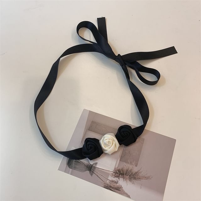 Rose Choker