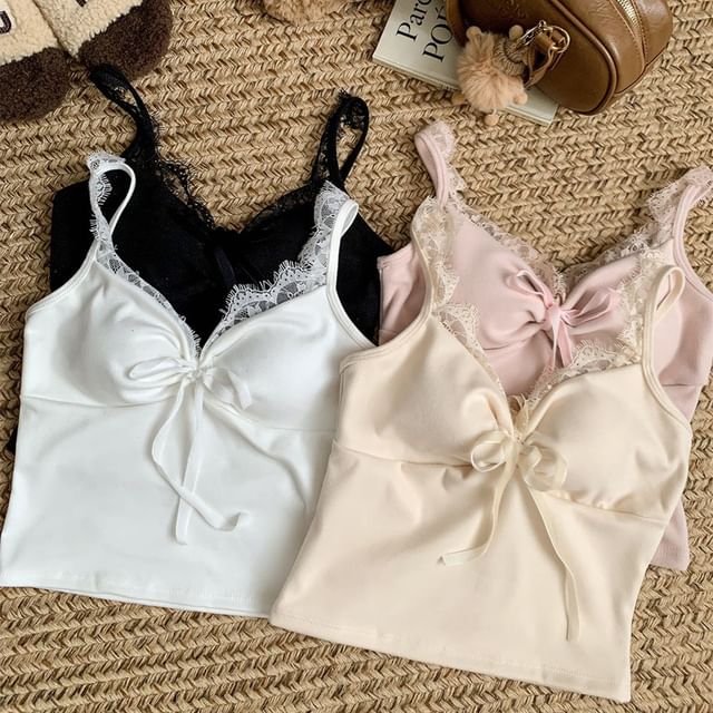 Top Crop Trim V-Neck Lace Cami