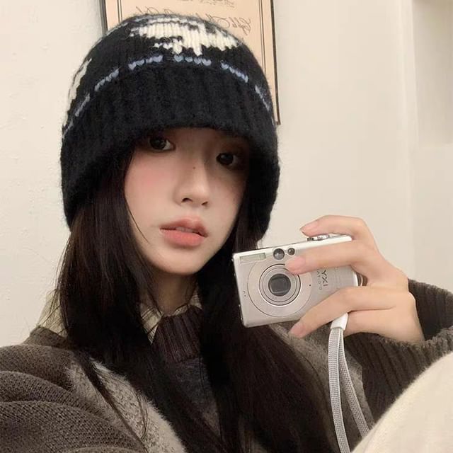 Hat Patterned Knit Cloche