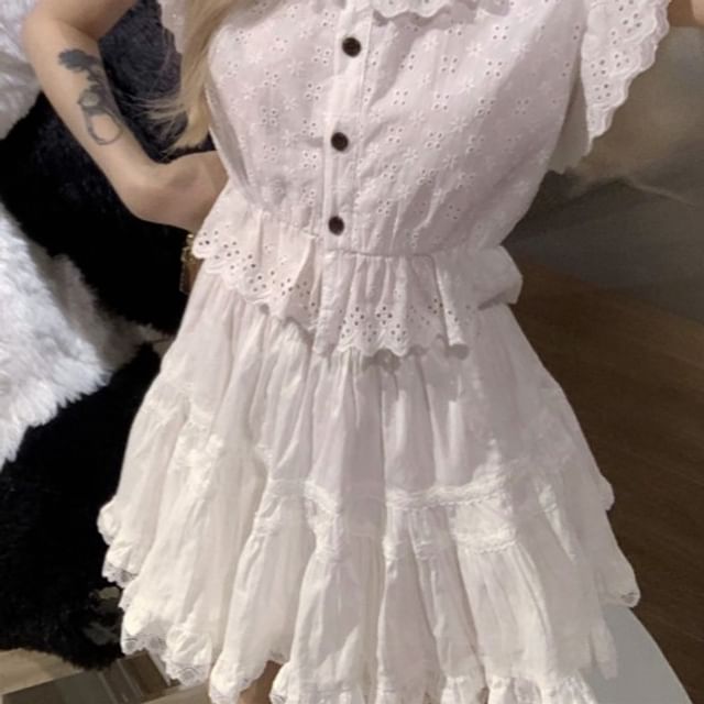 Mini Embroidered Trim Skirt A-Line Flower Lace Cap-Sleeve High Waist / Plain Blouse