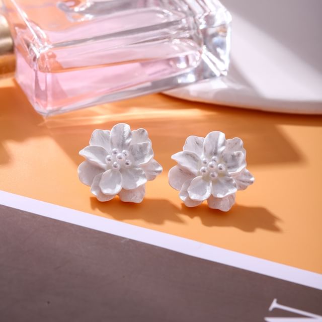 Stud Faux Flower Earring Pearl