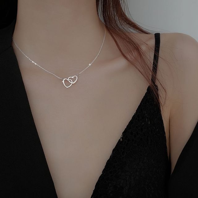 Pendant Interlocking Heart Necklace