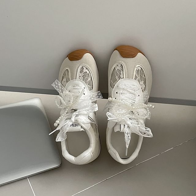 Hidden Panel Faux Leather Lace-Up Sneakers Wedge Lace