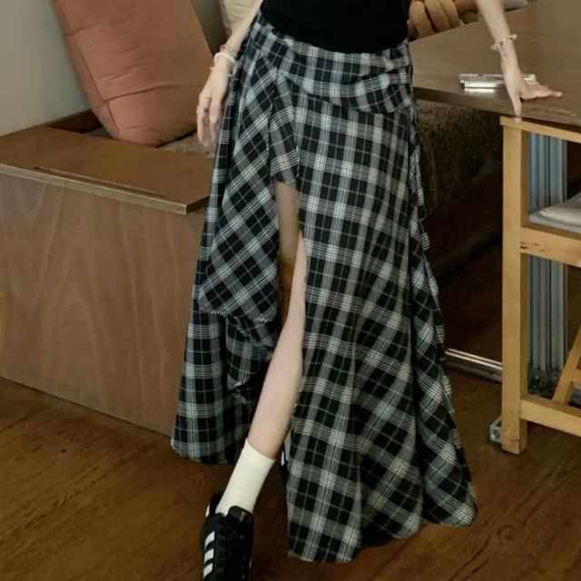 Tie-Up Sleeveless Top with Elastic-Waist Plaid Asymmetric Maxi Flared Skirt