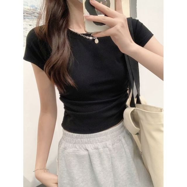 Plain Short-Sleeved Crewneck Gathered T-Shirt