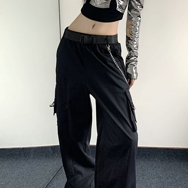 Mock Two-Piece Long-Sleeve Halter-Neck Chained-Up Crop Top / Low Waist Cargo Pants