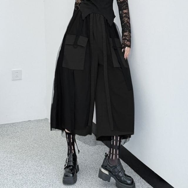 Elastic Waist Buckled Mesh Overlay Cropped Wide Leg Cargo Pants