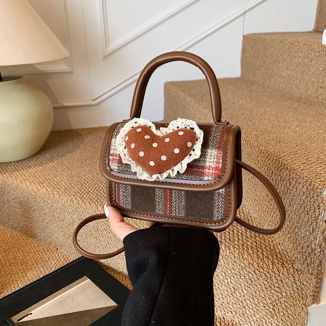 Handle Plaid Applique Flap Heart Crossbody Bag Top