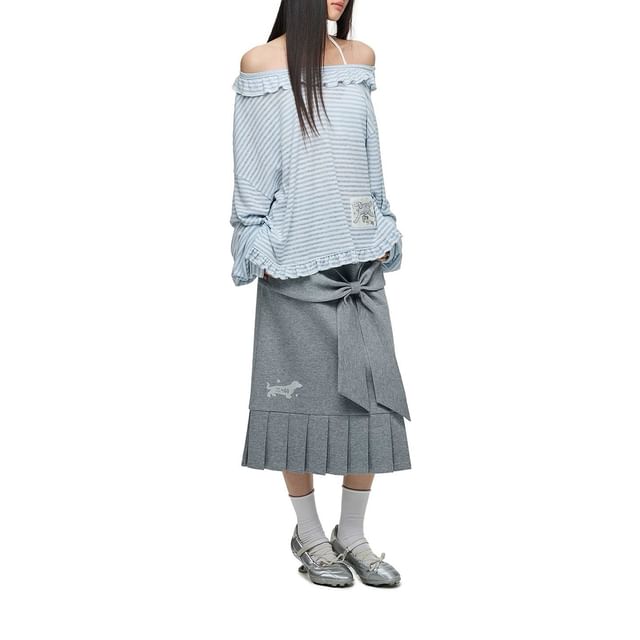 Long-Sleeve Off-Shoulder Striped Applique Ruffle Trim Tee