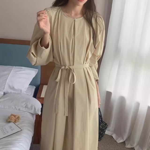 Long-Sleeve Crewneck Plain Maxi A-Line Dress