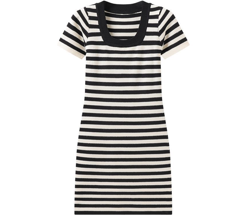 Short-Sleeve Square Neck Striped Midi A-Line Knit Dress kk18 MK Kawaii Store