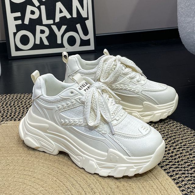 Zigzag Embossed Plain Platform Sneakers BL2 MK Kawaii Store