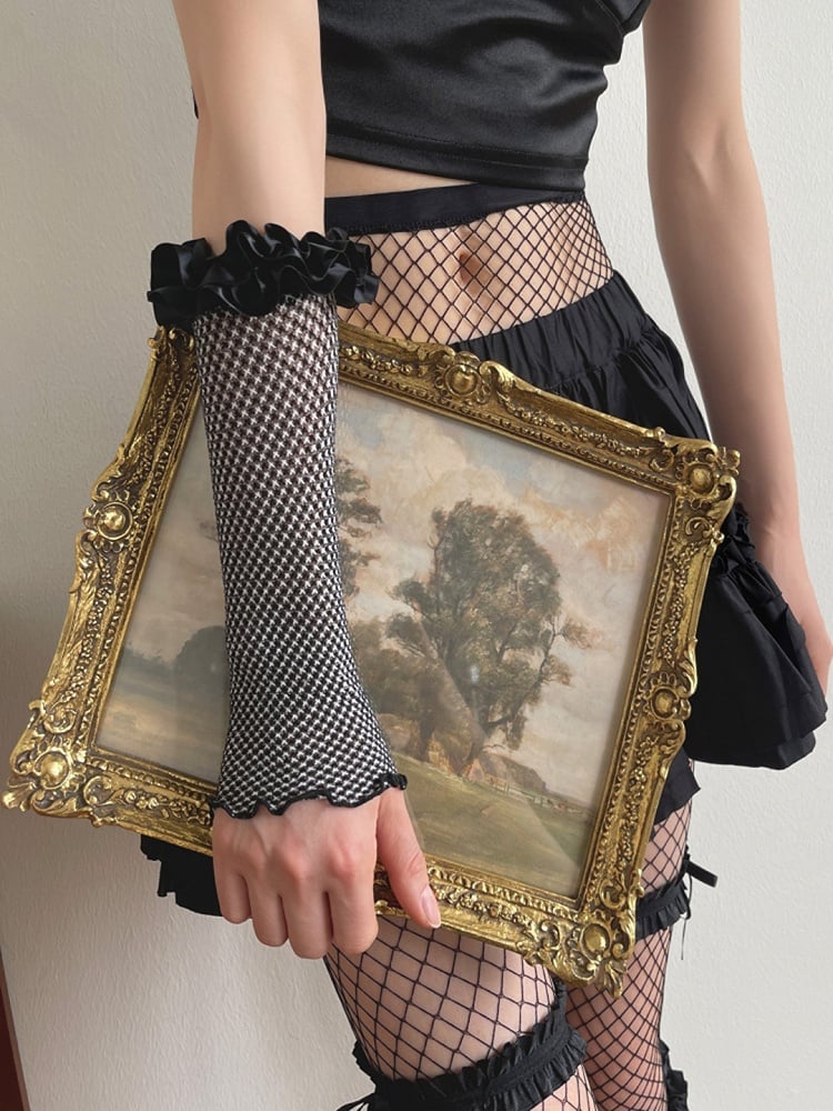 Black and Cuffs White Sleeves Ruffled