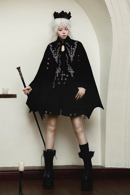 Embroidered Ouji Cloak and Shorts Set for Gothic Style