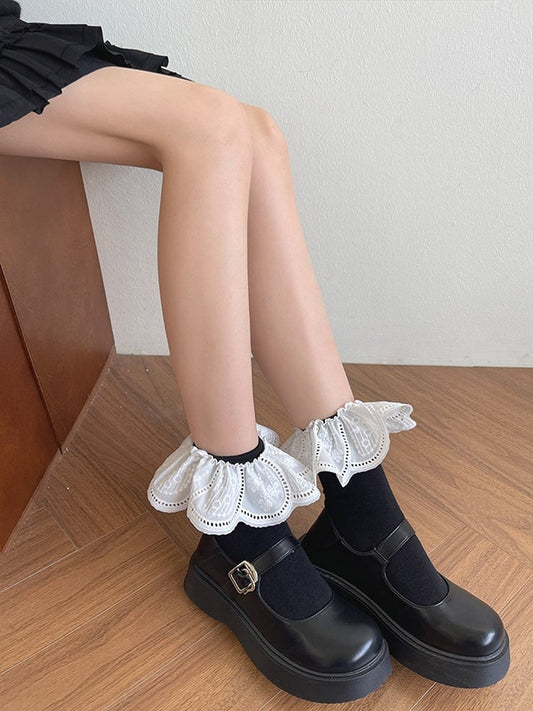 with Floral Black/White White Trim Pattern Calf Lace Socks
