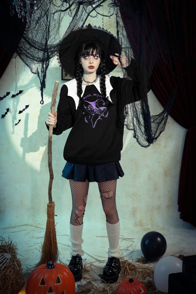 Monochrome Gothic Vintage Sweatshirt with Peter Pan Collar and Long Sleeves