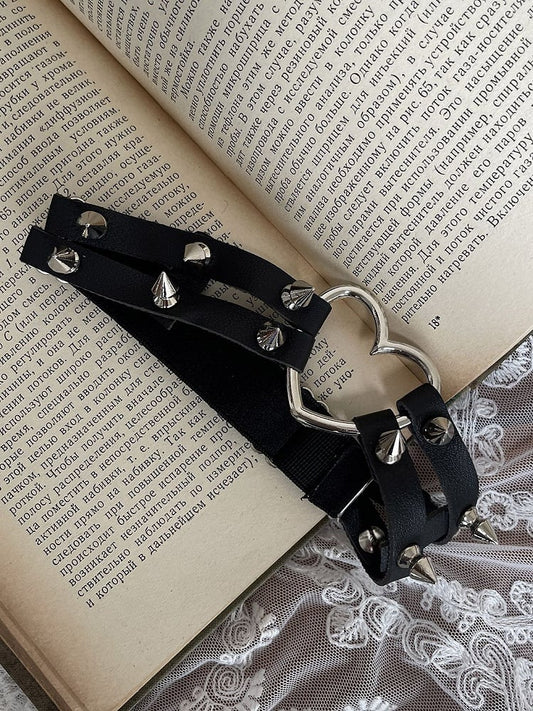 Leg Ring Black Heart With Decoration and Studs Loop