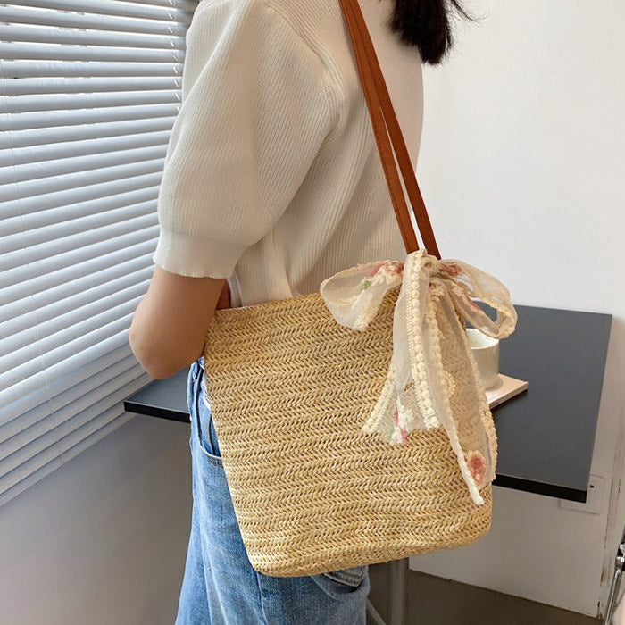 Bow Knit Straw Bag
