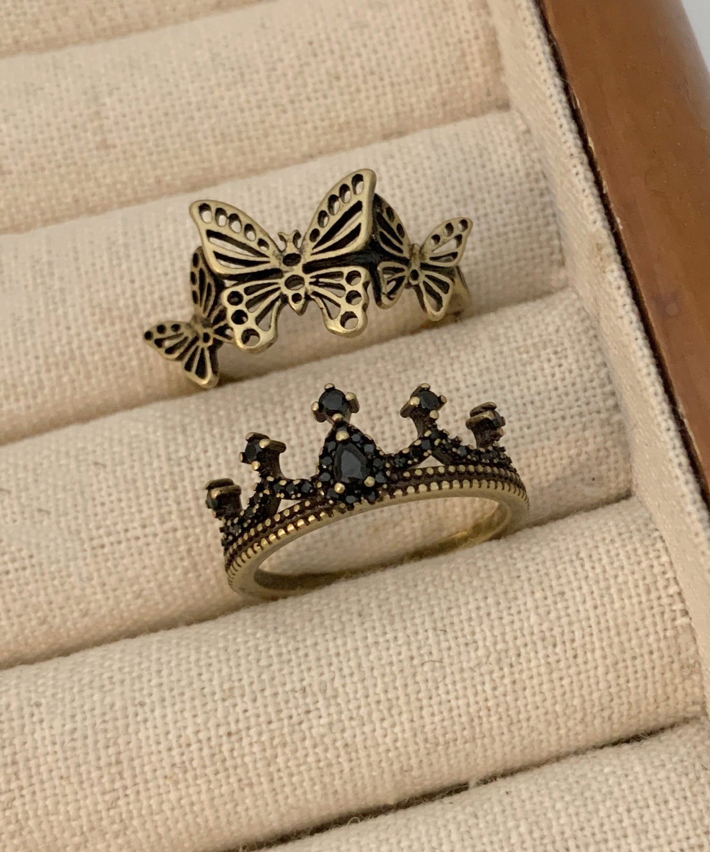 Out Fine Set Two Piece Rings Crown Ancient Gold Hollow Metal Butterfly