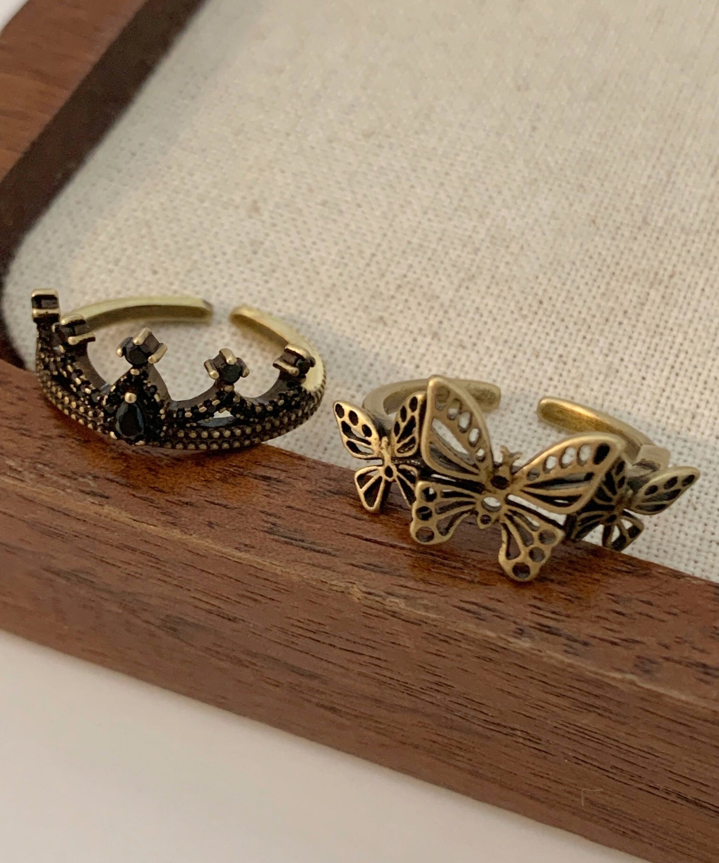 Out Fine Set Two Piece Rings Crown Ancient Gold Hollow Metal Butterfly