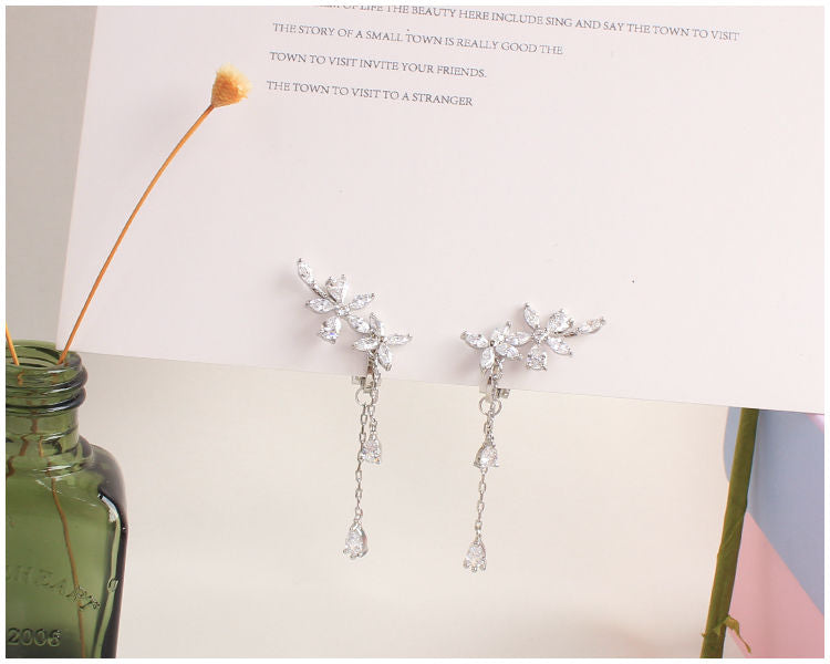 Floral Clip-On Rhinestone Earrings Stud /