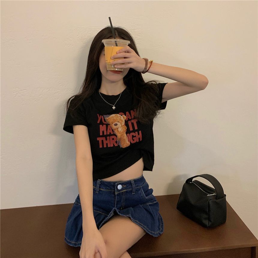 Bear Short-Sleeve Print Cropped T-Shirt