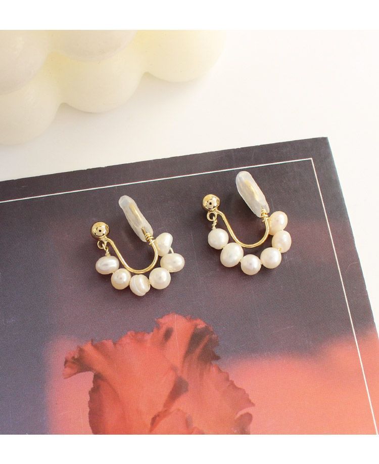 Clip-On Pearl Drop / Earring Faux