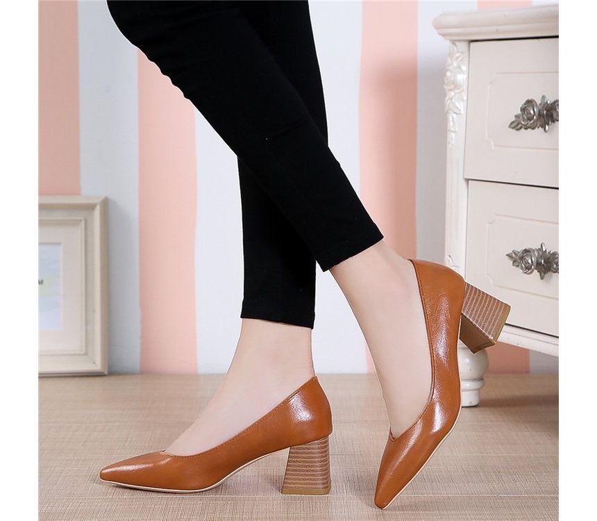 Pointy-Toe Pumps Chunky-Heel