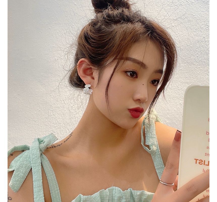 Hoop Earring Open Flower