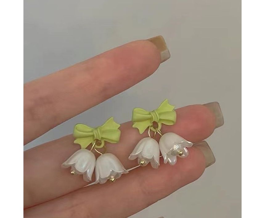 / Earring Floral On Ear Clip Stud