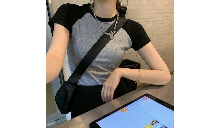 T-Shirt Raglan Short-Sleeve