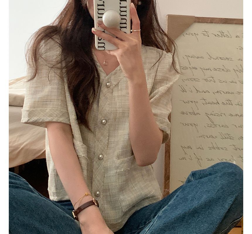 Short-Sleeve Plaid Button Blazer