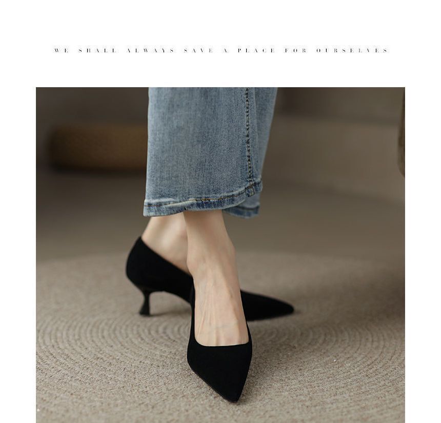 Kitten Heel Pumps Pointed