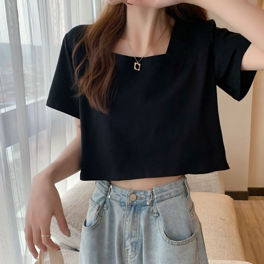 Blouse Neck Short-Sleeve Cropped Plain Square