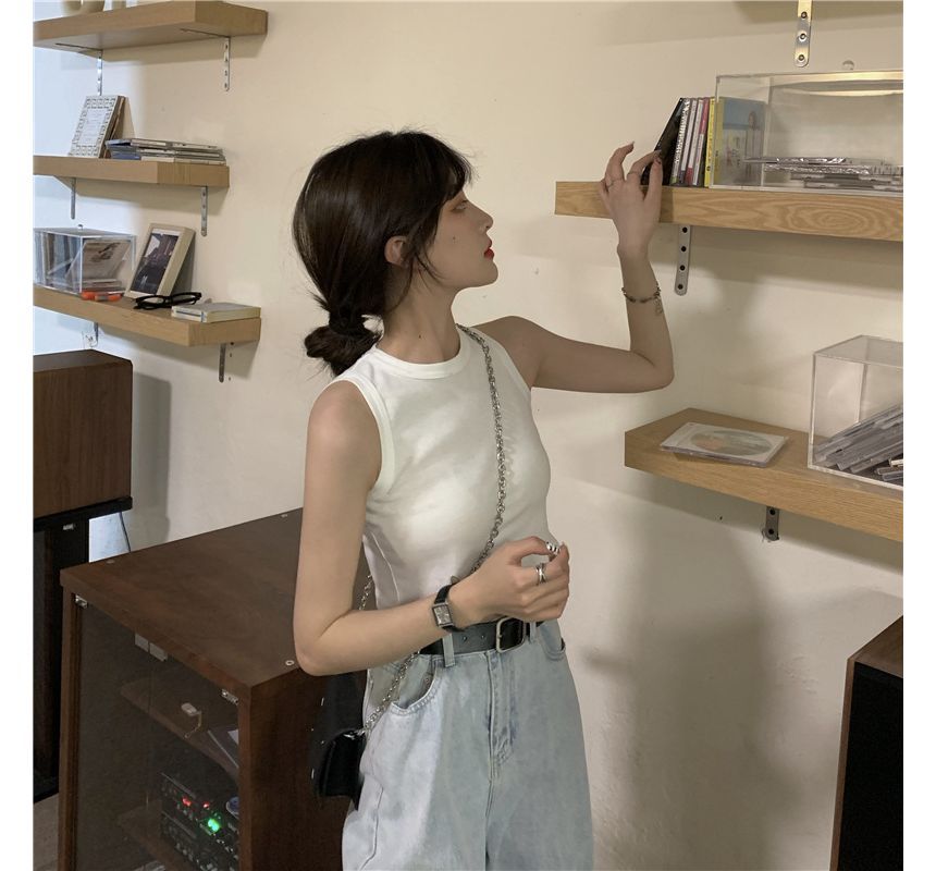 Neck Crop Top Round Tank Plain